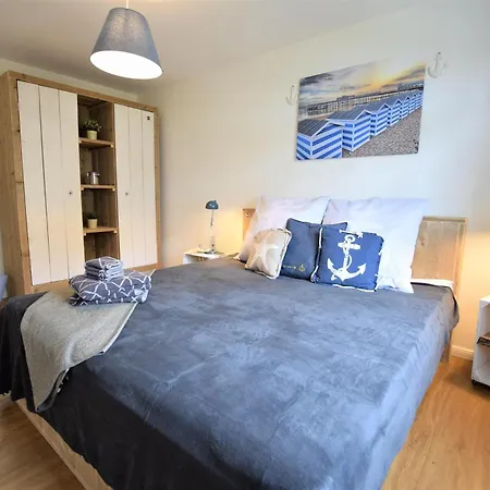 Kiefernweg Familie Anker