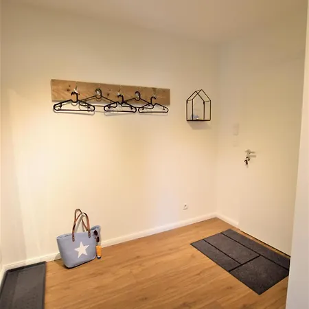 Kiefernweg Familie Anker *